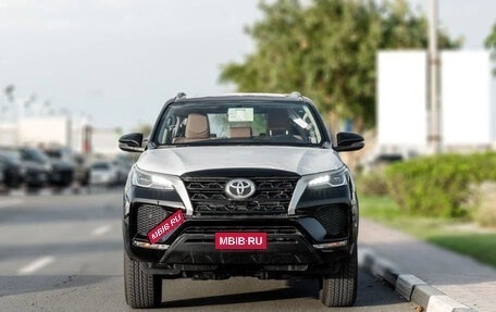 Toyota Fortuner II, 2026 год, 5 100 000 рублей, 2 фотография