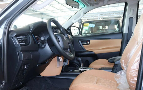 Toyota Fortuner II, 2026 год, 5 070 000 рублей, 8 фотография