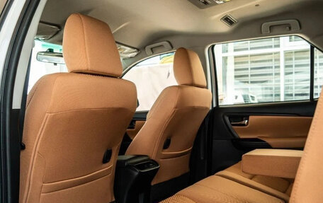 Toyota Fortuner II, 2026 год, 5 050 000 рублей, 16 фотография