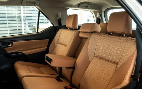 Toyota Fortuner II, 2026 год, 5 050 000 рублей, 17 фотография