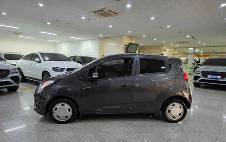 Chevrolet Spark III, 2014 год, 671 000 рублей, 2 фотография