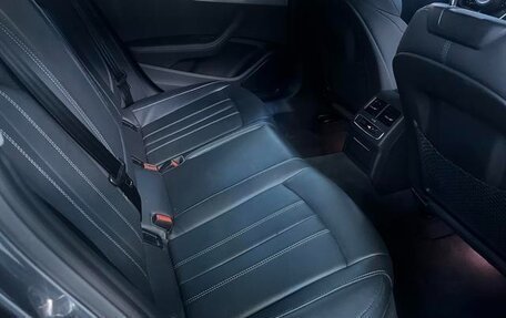 Audi A4, 2022 год, 2 740 000 рублей, 14 фотография