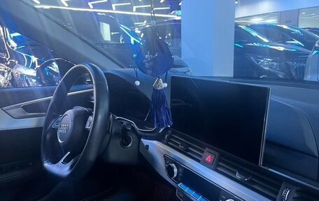 Audi A4, 2022 год, 2 740 000 рублей, 5 фотография