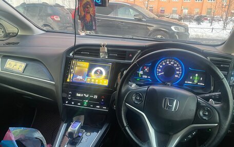 Honda Shuttle II, 2015 год, 1 050 000 рублей, 10 фотография