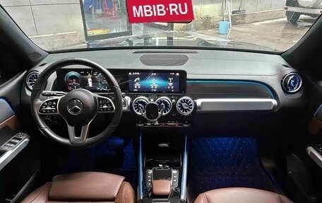 Mercedes-Benz GLB, 2020 год, 2 390 000 рублей, 5 фотография