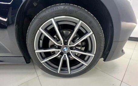 BMW 3 серия, 2023 год, 3 710 000 рублей, 10 фотография