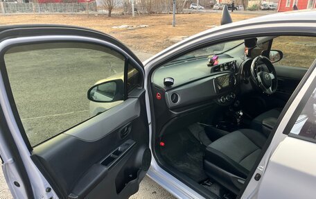 Toyota Vitz, 2013 год, 550 000 рублей, 7 фотография