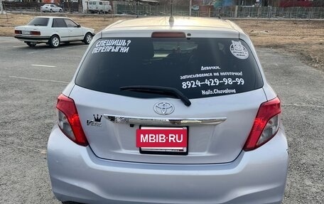 Toyota Vitz, 2013 год, 550 000 рублей, 2 фотография