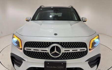 Mercedes-Benz GLB, 2021 год, 2 390 000 рублей, 3 фотография