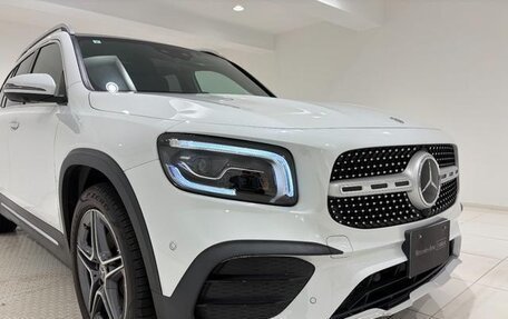 Mercedes-Benz GLB, 2021 год, 2 390 000 рублей, 4 фотография