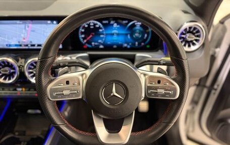 Mercedes-Benz GLB, 2021 год, 2 390 000 рублей, 13 фотография