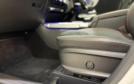 Mercedes-Benz GLB, 2021 год, 2 390 000 рублей, 22 фотография