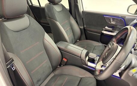 Mercedes-Benz GLB, 2021 год, 2 390 000 рублей, 14 фотография