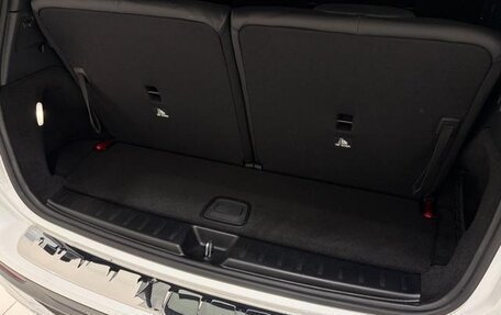 Mercedes-Benz GLB, 2021 год, 2 390 000 рублей, 32 фотография