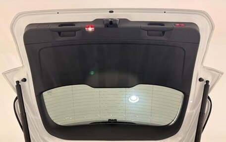 Mercedes-Benz GLB, 2021 год, 2 390 000 рублей, 33 фотография