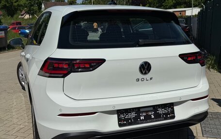 Volkswagen Golf VIII, 2024 год, 3 000 000 рублей, 2 фотография