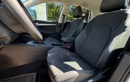 Volkswagen Golf VIII, 2024 год, 3 000 000 рублей, 7 фотография