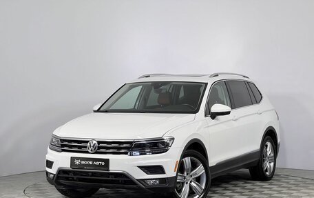 Volkswagen Tiguan II, 2018 год, 2 550 000 рублей, 1 фотография