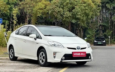 Toyota Prius, 2013 год, 1 100 000 рублей, 1 фотография
