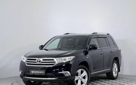 Toyota Highlander III, 2011 год, 1 970 000 рублей, 1 фотография
