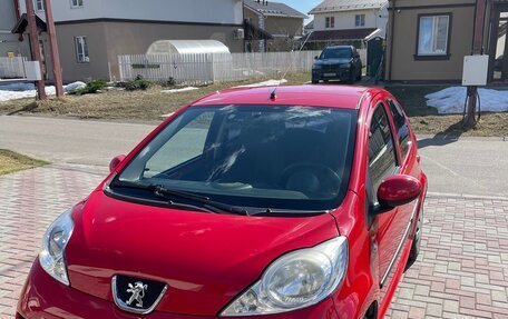 Peugeot 107 I рестайлинг, 2008 год, 440 000 рублей, 1 фотография