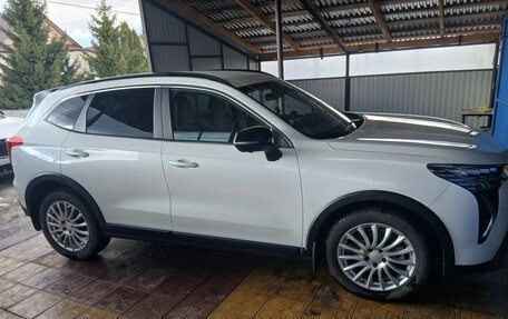 Haval Jolion, 2024 год, 2 400 000 рублей, 4 фотография