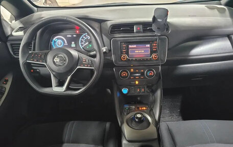 Nissan Leaf II, 2019 год, 1 251 000 рублей, 5 фотография