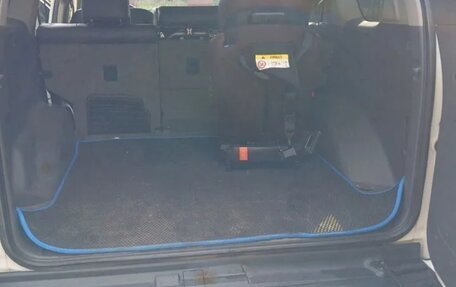 Toyota Land Cruiser Prado 150 рестайлинг 2, 2010 год, 2 550 000 рублей, 3 фотография