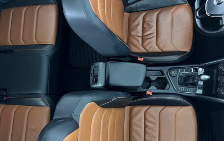 Volkswagen Tiguan II, 2018 год, 2 550 000 рублей, 14 фотография