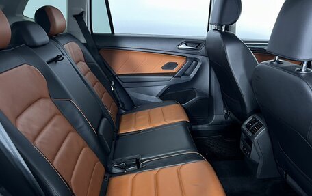 Volkswagen Tiguan II, 2018 год, 2 550 000 рублей, 12 фотография