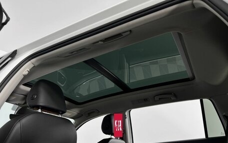 Volkswagen Tiguan II, 2018 год, 2 550 000 рублей, 13 фотография