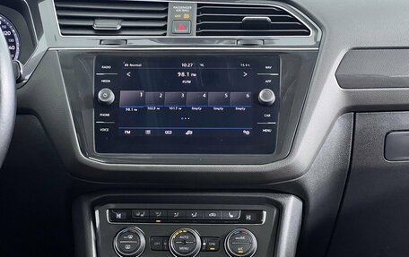 Volkswagen Tiguan II, 2018 год, 2 550 000 рублей, 18 фотография