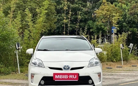 Toyota Prius, 2013 год, 1 100 000 рублей, 6 фотография