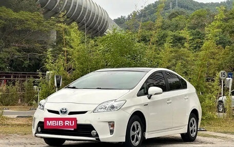Toyota Prius, 2013 год, 1 100 000 рублей, 3 фотография