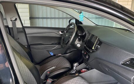 Hyundai Solaris II рестайлинг, 2021 год, 1 900 000 рублей, 11 фотография