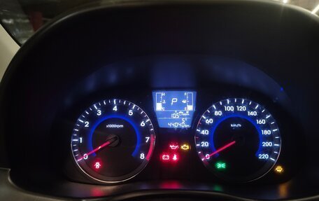 Hyundai Solaris II рестайлинг, 2015 год, 1 200 000 рублей, 7 фотография