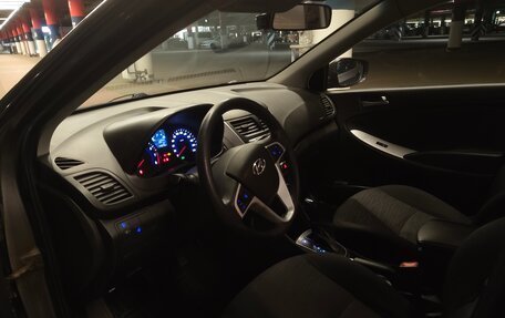 Hyundai Solaris II рестайлинг, 2015 год, 1 200 000 рублей, 6 фотография