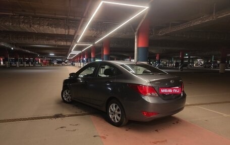 Hyundai Solaris II рестайлинг, 2015 год, 1 200 000 рублей, 2 фотография