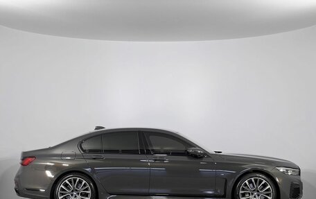 BMW 7 серия, 2019 год, 6 500 000 рублей, 4 фотография