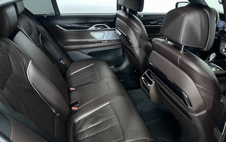 BMW 7 серия, 2019 год, 6 500 000 рублей, 12 фотография