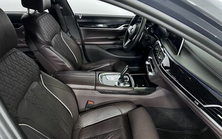 BMW 7 серия, 2019 год, 6 500 000 рублей, 13 фотография