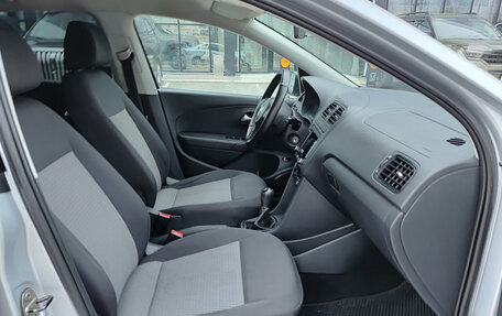 Volkswagen Polo VI (EU Market), 2012 год, 740 000 рублей, 13 фотография