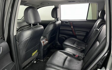 Toyota Highlander III, 2011 год, 1 970 000 рублей, 10 фотография