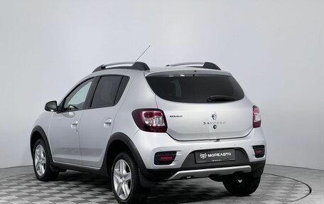 Renault Sandero II рестайлинг, 2015 год, 940 000 рублей, 7 фотография