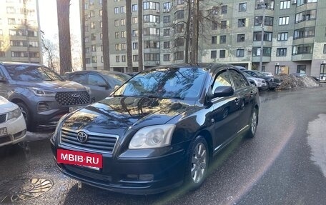 Toyota Avensis III рестайлинг, 2005 год, 680 000 рублей, 2 фотография