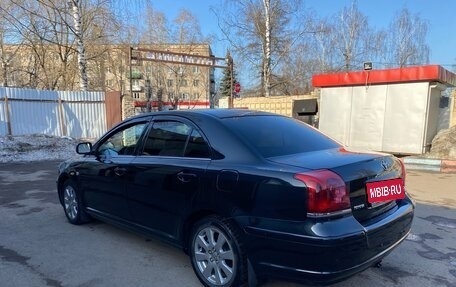 Toyota Avensis III рестайлинг, 2005 год, 680 000 рублей, 8 фотография