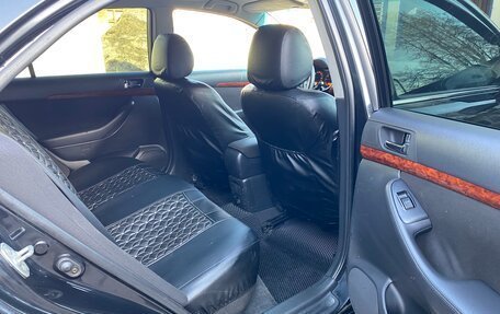 Toyota Avensis III рестайлинг, 2005 год, 680 000 рублей, 11 фотография