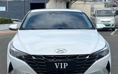 Hyundai Elantra, 2023 год, 1 250 000 рублей, 2 фотография