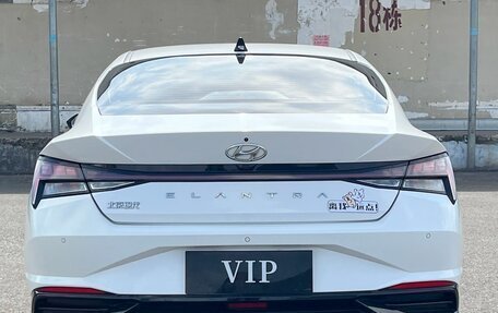 Hyundai Elantra, 2023 год, 1 250 000 рублей, 5 фотография