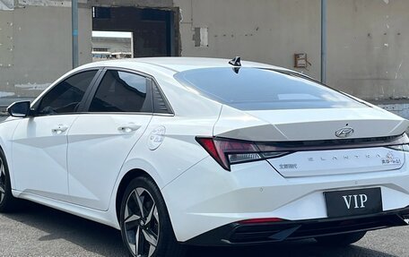 Hyundai Elantra, 2023 год, 1 250 000 рублей, 6 фотография